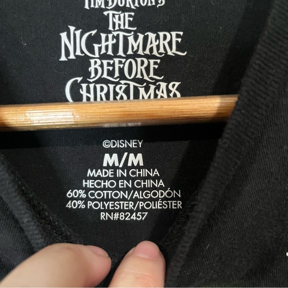 6/$25 Disney Black Nightmare Before Christmas Tee - Picture 4 of 6